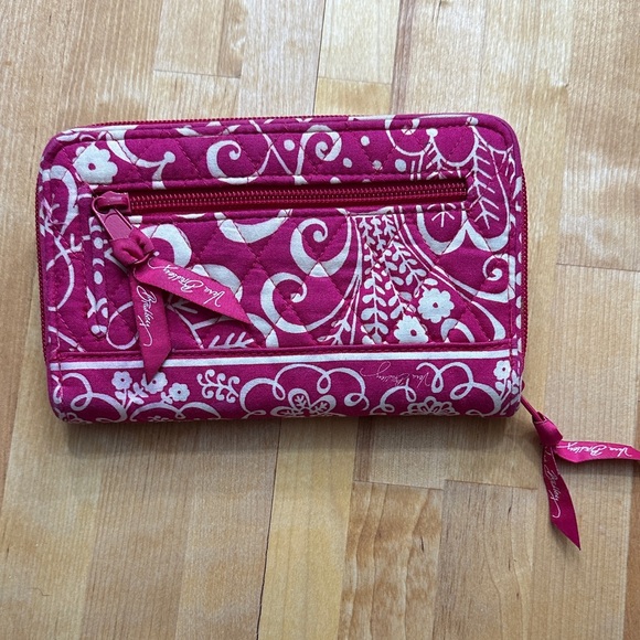 Vera Bradley Fuchsia and Beige Patterned Wallet - Picture 2 of 3